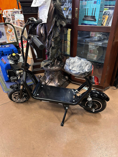 SKRT Electric Scooter 350W 48V 18.6 Miles Long-range Battery Foldable Easy Carry Portable Design, Adult Electric Scooter Up to 18 MPH Commuter Scooter Black!  -Brand new & Assembled (Light Switch button is cracked but does still work, photos shown)