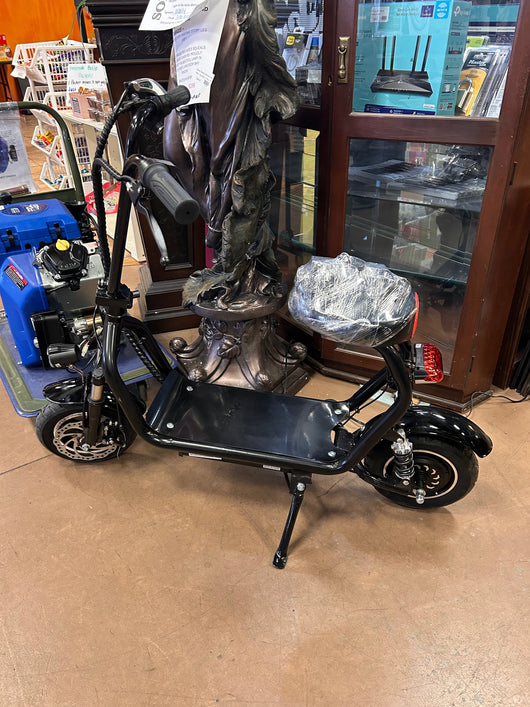SKRT Electric Scooter 350W 48V 18.6 Miles Long-range Battery Foldable Easy Carry Portable Design, Adult Electric Scooter Up to 18 MPH Commuter Scooter Black!  -Brand new & Assembled (Light Switch button is cracked but does still work, photos shown)