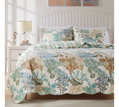 Barefoot Bungalow Quilt Set full/queen ( new)
