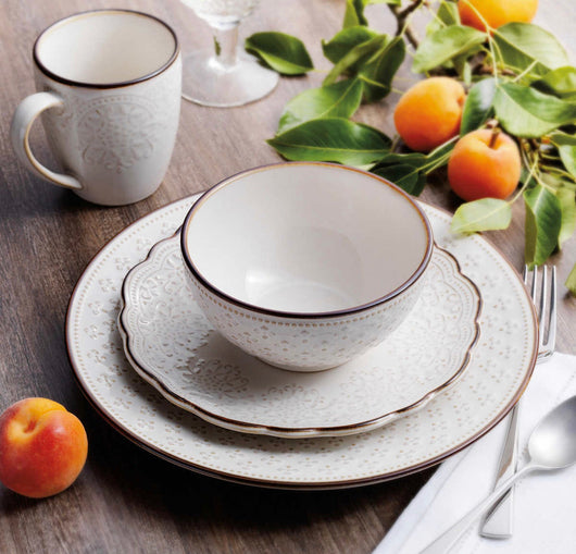 Pfaltzgraff Joanne 16 Piece Dinnerware Set- NEW IN BOX!! (Missing One Cereal Bowl!)