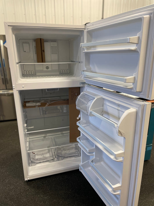 Whirlpool  18-cu ft Top-Freezer Refrigerator - White! -Brand new (Scratch & Dent) photos shown -AUTOMATICALLY 20% OFF AT CHECKOUT!!! (PRICE AFTER 20% = $439)