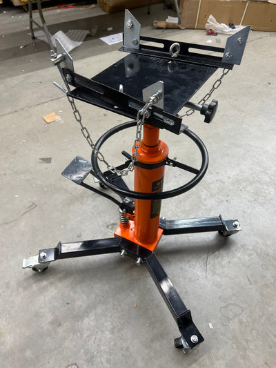 VEVOR Transmission Jack,1/2Ton/1100lbs Capacity Hydraulic Telescopic Transmission Jack, Orange!! NEW AND ASSEMBLED(SCRATCHED FROM SHIPPING)!!
