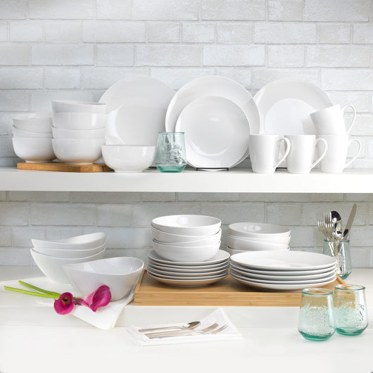 Euro Ceramica Essential Collection Porcelain Dinnerware and Serveware, 16 Piece Set, Service for 4, Classic White**New in box**