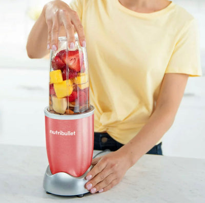 NutriBullet Pro 32 oz. 900 Watts Personal Blender - Coral- NEW IN BOX!!!