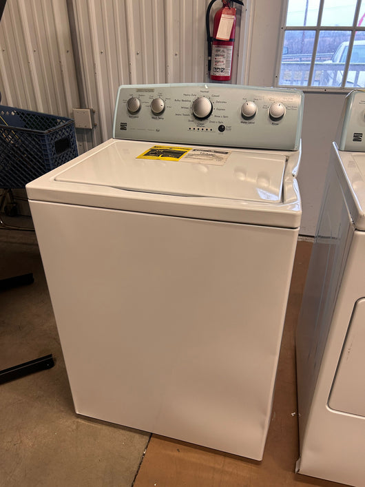 Kenmore 28" Top-Load Washer with Triple Action Agitator and 4.2 Cubic Ft. Total Capacity, White!  -Brand new never used (Dented from shipping, photos shown - Was tested in spin and works perfectly)