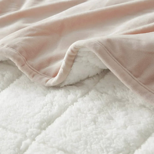 Comfort Spaces Velvet Plush Reverse To Sherpa 15lb Weighted Blanket Velvet, 60"x80", Blush- NEW IN BAG!