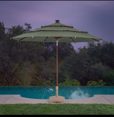 Proshade 11ft solar LED Umbrella**New in Box**