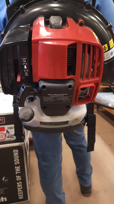 52CC 2-Cycle Gas Backpack Leaf Blower with Extention Tube! (USED ONCE)