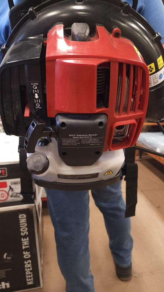 52CC 2-Cycle Gas Backpack Leaf Blower with Extention Tube! (USED ONCE)