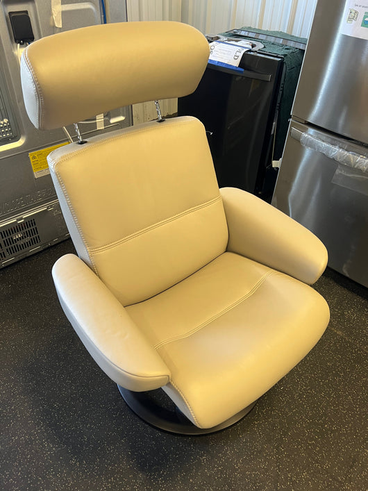 Oslo Leather Recliner & Ottoman, Gray!! NEW AND ASSEMBLED(WORLDS SMALLEST SCRATCH FROM SHIPPING, HARDLY NOTICEABLE)!!
