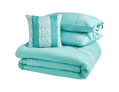 The Pioneer Woman 4-Piece Comforter Set, Embroidered Eyelet Bedding, Turquoise, Full Queen- NEW!!!!