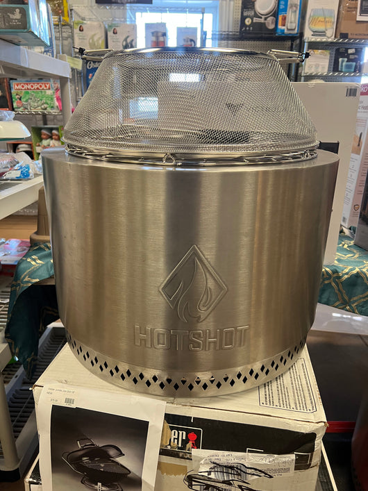 HotShot™ Wood Burning Fire Pit- smoke-free technology!! NEW OUT OF BOX, MINOR DENT ON FIRESCREEN!!