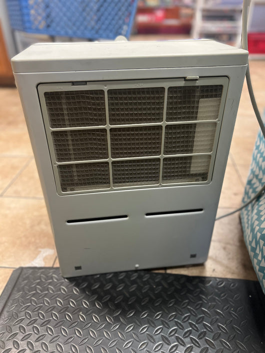 GoldStar Dehumidifier- used but in great condition and clean!