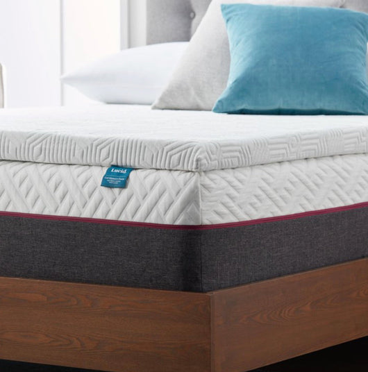 Lucid Memory Foam Mattress Topper, Queen, 3 inch, Cooling Gel and Aloe Infused, Plush (Cover Included)- NEW IN BOX!!!