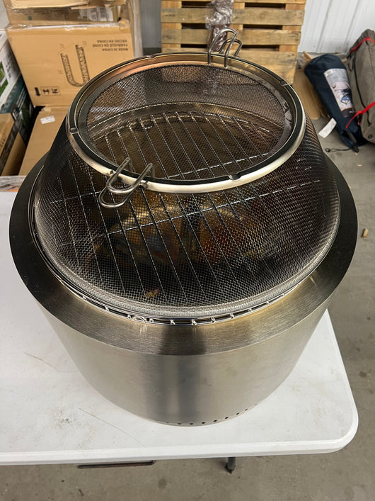 HotShot 22” Wood Burning Fire Pit!! USED - LIGHLTY DIRTY ON THE INSIDE - WORKS GREAT!!
