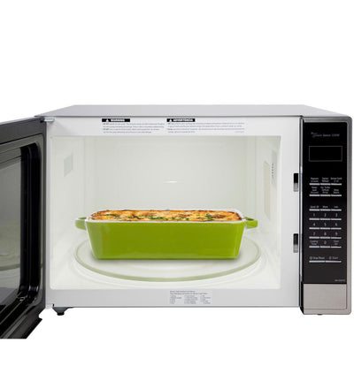 !!!REDUCED!!! Panasonic Family Size 2.2CuFt Countertop Microwave Oven with Cyclonic Inverter Technology- NEW IN BOX!!!