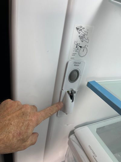 Whirlpool  25.2-cu ft French Door Refrigerator with Ice Maker (Fingerprint Resistant Stainless Steel) ENERGY STAR- new / scratch and dent /