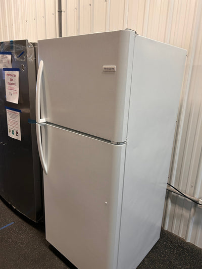 Frigidaire 20.5-cu ft Top-Freezer Refrigerator (White)!  -Brand new out of the box