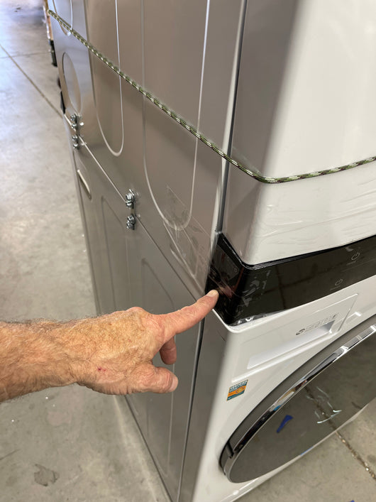 Front Load Washer and 7.4 cu. ft. Dryer!  WHITE FINISH  -Brand new never used, scratch and dent unit - , photos shown - GAS DRYER!