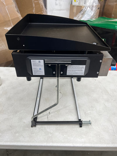 Flameking Flat Top Cast Iron Griddle for Table Top/Wall Mounted/Floor Stand!! LIGHTLY USED USED ONCE, VERY CLEAN MINOR DAMAGE ON GRIDDLE TOP(PHOTO SHOWN)!!
