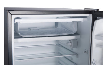 Galanz 4.3 Cu ft Single Door Mini Fridge!! NEW OUT OF BOX(MINOR DENTS FROM SHIPPING, TESTED WORKS GREAT)!!
