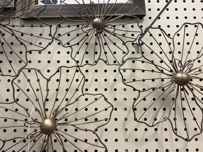 Wire Flower Wall Decoration, Bronze- NEW!