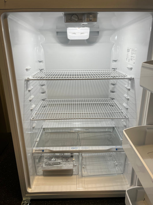 Frigidaire 18.3-cu ft Top-Freezer Refrigerator (White)!! NEW OUT OF BOX, VERY MINOR DENT FROM SHIPPING!!