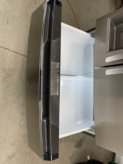 Frigidaire Gallery 21.5-cu ft 4-Door Counter-depth French Door Refrigerator with Ice Maker (Smudge-proof Stainless Steel) ENERGY STAR Item #5037443 Model #GRMC2273CF- new - scratch and dent